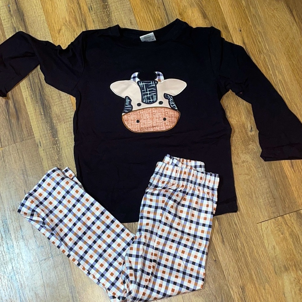 Cow outfit - boys 🐮